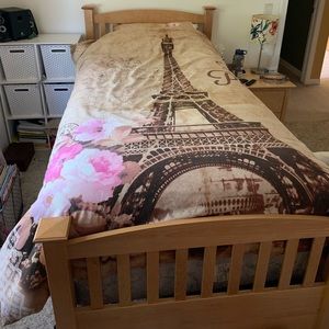 Issimo Paris Duvet Cover and Pillow Case